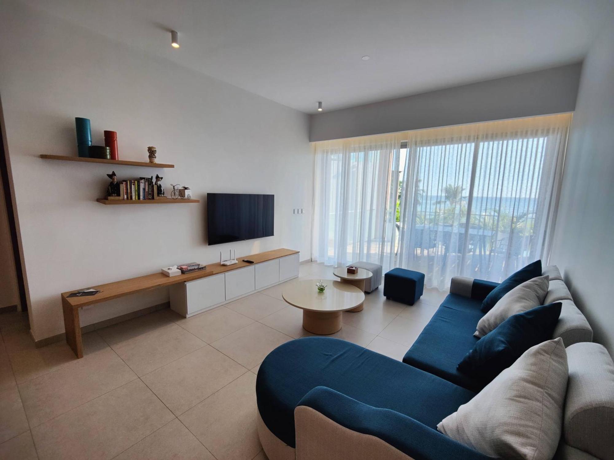 Ocean Point Beach Front Apartment Pointe-aux-Piments Extérieur photo